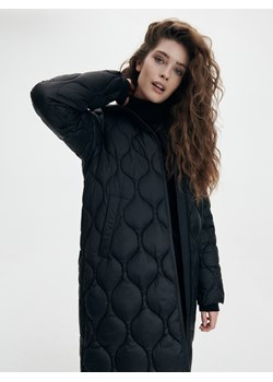 Reserved - Pikowany płaszcz - czarny ze sklepu Reserved w kategorii Płaszcze damskie - zdjęcie 156908790