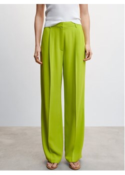 Mango Spodnie materiałowe Monchi 47026328 Zielony Regular Fit ze sklepu MODIVO w kategorii Spodnie damskie - zdjęcie 156922801