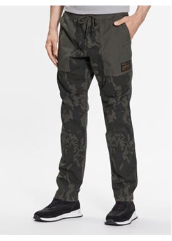 Replay Spodnie materiałowe M9933.000.73908 Khaki Regular Fit ze sklepu MODIVO w kategorii Spodnie męskie - zdjęcie 156922950