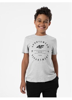 4F T-Shirt 4FJSS23TTSHM294 Szary Regular Fit ze sklepu MODIVO w kategorii T-shirty chłopięce - zdjęcie 157052952