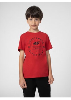 4F T-Shirt 4FJSS23TTSHM294 Czerwony Regular Fit ze sklepu MODIVO w kategorii T-shirty chłopięce - zdjęcie 157052954