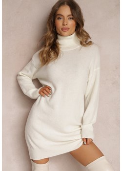 Biała Sukienka Wełniana Oversize z Golfem Revite ze sklepu Renee odzież w kategorii Sukienki - zdjęcie 157080272