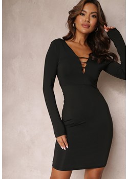 Czarna Dopasowana Sukienka z Trójkątnym Dekoltem z Cienkimi Paskami Arianisa ze sklepu Renee odzież w kategorii Sukienki - zdjęcie 157092444