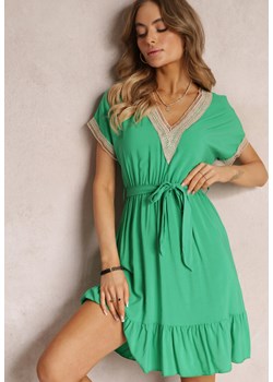 Zielona Sukienka Mini z Gumką w Pasie i Ażurowymi Zdobieniami z Wiskozy Joria ze sklepu Renee odzież w kategorii Sukienki - zdjęcie 157096120