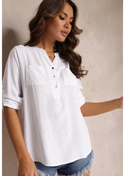 Biała Bluzka z Wiskozy z Kieszeniami i Guzikami przy Dekolcie Somaile ze sklepu Renee odzież w kategorii Bluzki damskie - zdjęcie 157098731