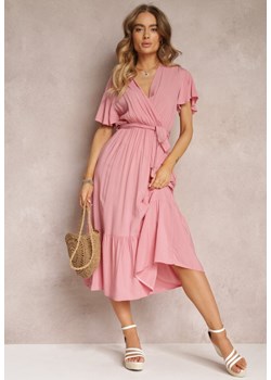 Różowa Rozkloszowana Sukienka z Kopertowym Dekoltem i Wiązanym Paskiem Elanor ze sklepu Renee odzież w kategorii Sukienki - zdjęcie 157100501