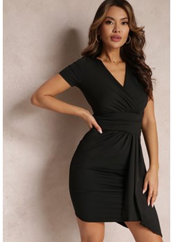 Czarna Taliowana Sukienka Mini z Kopertowym Dekoltem Camils ze sklepu Renee odzież w kategorii Sukienki - zdjęcie 157103453