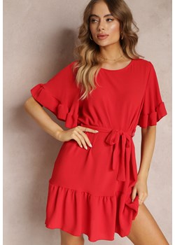 Czerwona Rozkloszowana Sukienka z Falbankami i Wiązanym Paskiem Aurya ze sklepu Renee odzież w kategorii Sukienki - zdjęcie 157103844