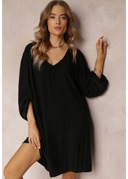 Czarna Plisowana Sukienka Mini z Długimi Rękawami Oversize Ticini ze sklepu Renee odzież w kategorii Sukienki - zdjęcie 157104024