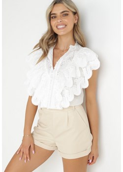 Biała Koszula z Ozdobnymi Falbanami na Ramionach Vacatina ze sklepu Born2be Odzież w kategorii Koszule damskie - zdjęcie 157267552