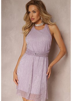Fioletowa Błyszcząca Sukienka Mini z Gumką w Talii i Wiązaniem na Szyi Brecklyn ze sklepu Renee odzież w kategorii Sukienki - zdjęcie 157270143