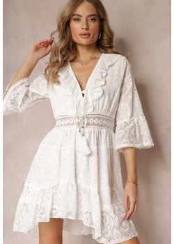 Biała Rozkloszowana Sukienka Mini z Dłuższym Tyłem i Koronkowymi Wstawkami Ralan ze sklepu Renee odzież w kategorii Sukienki - zdjęcie 157270233