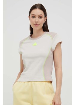 adidas t-shirt damski kolor beżowy ze sklepu ANSWEAR.com w kategorii Bluzki damskie - zdjęcie 157317174