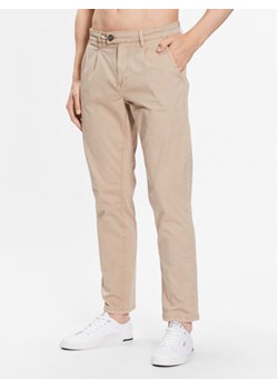 Blend Spodnie materiałowe 20715744 Beżowy Regular Fit ze sklepu MODIVO w kategorii Spodnie męskie - zdjęcie 157477481