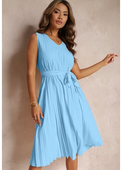 Niebieska Sukienka Midi z Plisowanej Tkaniny z Materiałowym Paskiem Eudoxia ze sklepu Renee odzież w kategorii Sukienki - zdjęcie 157489294