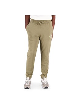 Spodnie New Balance MP31515CGN - zielone ze sklepu streetstyle24.pl w kategorii Spodnie męskie - zdjęcie 157490511