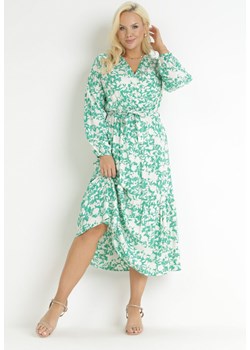 Zielono-Biała Kopertowa Sukienka Maxi z Wiązanym Paskiem Axeta ze sklepu Born2be Odzież w kategorii Sukienki - zdjęcie 157498981