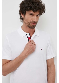 Tommy Hilfiger polo bawełniane kolor biały gładki ze sklepu ANSWEAR.com w kategorii T-shirty męskie - zdjęcie 157504572
