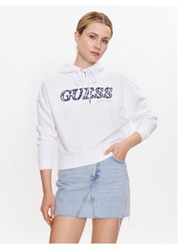 Guess Bluza W3RQ09 KBKM0 Biały Regular Fit ze sklepu MODIVO w kategorii Bluzy damskie - zdjęcie 157522004