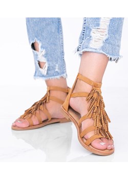 Camelowe sandały ozdobione frędzelkami Noronha ze sklepu gemre w kategorii Sandały damskie - zdjęcie 157574304