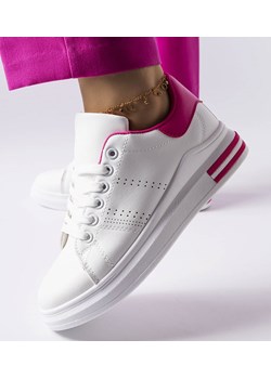 Białe sneakersy z różowym akcentem Davisson ze sklepu gemre w kategorii Trampki damskie - zdjęcie 157576513