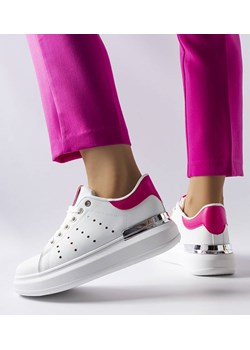 Białe sneakersy z kolorową perforacją Chalut ze sklepu gemre w kategorii Buty sportowe damskie - zdjęcie 157576644