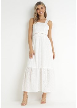 Biała Rozkloszowana Sukienka Maxi z Haftowanej Tkaniny z Koronką Undine ze sklepu Born2be Odzież w kategorii Sukienki - zdjęcie 157630844