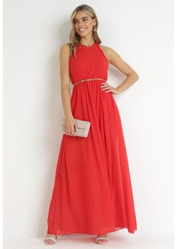 Czerwona Rozkloszowana Sukienka Maxi z Wiązaniem na Szyi i Gumką w Pasie Mackenta ze sklepu Born2be Odzież w kategorii Sukienki - zdjęcie 158038421