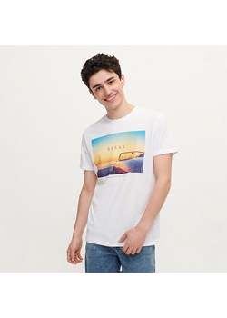 Biała koszulka z fotograficznym nadrukiem Break - Biały ze sklepu House w kategorii T-shirty męskie - zdjęcie 158466481