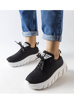 Czarne sneakersy Aisys ze sklepu gemre w kategorii Buty sportowe damskie - zdjęcie 158497373