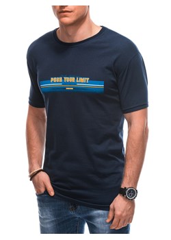 T-shirt męski z nadrukiem 1846S - granatowy ze sklepu Edoti w kategorii T-shirty męskie - zdjęcie 158528834