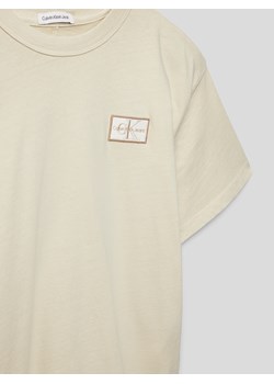 T-shirt z naszywką z logo model ‘BADGE MINERAL’ ze sklepu Peek&Cloppenburg  w kategorii T-shirty chłopięce - zdjęcie 158635154