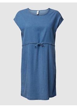 Sukienka PLUS SIZE o długości do kolan z materiału stylizowanego na denim model ‘PEMA’ ze sklepu Peek&Cloppenburg  w kategorii Sukienki - zdjęcie 158719904