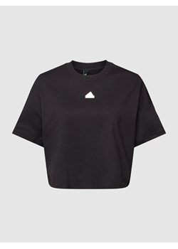 T-shirt krótki PLUS SIZE z aplikacją z logo ze sklepu Peek&Cloppenburg  w kategorii Bluzki damskie - zdjęcie 158801582