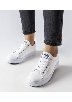 Białe sneakersy Lee Cooper LCW-22-31-0848L ze sklepu gemre w kategorii Trampki damskie - zdjęcie 158837943