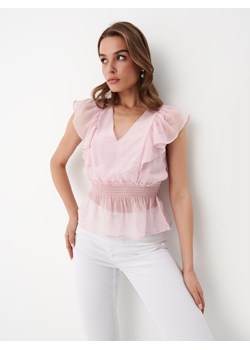Mohito - Wzorzysta bluzka z falbanami - Różowy ze sklepu Mohito w kategorii Bluzki damskie - zdjęcie 158843593