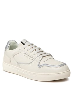 Sneakersy Emporio Armani X3X150 XN200 R787 Warm White/Silver ze sklepu eobuwie.pl w kategorii Buty sportowe damskie - zdjęcie 158927783