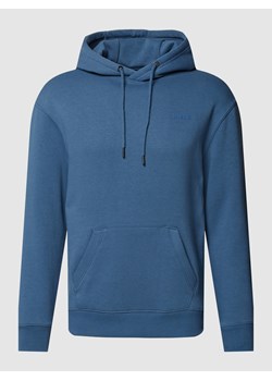 Bluza z kapturem i wzorem z logo model ‘Downton’ ze sklepu Peek&Cloppenburg  w kategorii Bluzy męskie - zdjęcie 158987600