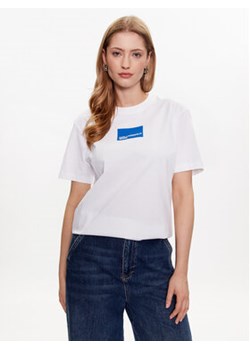Karl Lagerfeld Jeans T-Shirt 231J1706 Biały Regular Fit ze sklepu MODIVO w kategorii Bluzki damskie - zdjęcie 158999472