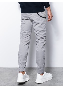 Spodnie męskie materiałowe JOGGERY z ozdobnym sznurkiem - jasnoszare V2 P908 ze sklepu ombre w kategorii Spodnie męskie - zdjęcie 159006131