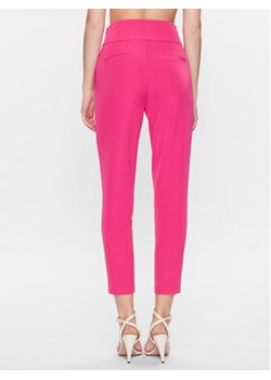 Babylon Spodnie materiałowe S_S00508 Różowy Regular Fit ze sklepu MODIVO w kategorii Spodnie damskie - zdjęcie 159012263