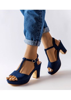Granatowe sandały na słupku Tearlach ze sklepu gemre w kategorii Sandały damskie - zdjęcie 159049704