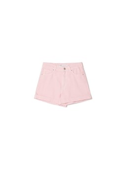 Cropp - Różowe jeansowe szorty mom - wielobarwny ze sklepu Cropp w kategorii Szorty - zdjęcie 159088970