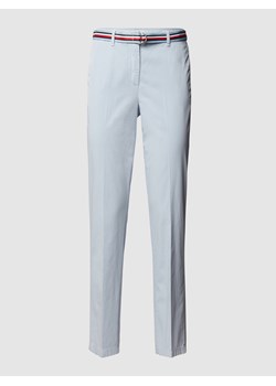 Spodnie z zakładkami i paskiem ze sklepu Peek&Cloppenburg  w kategorii Spodnie damskie - zdjęcie 159118350
