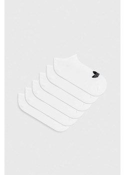 adidas Originals skarpetki 6-pack kolor biały IJ5623 ze sklepu ANSWEAR.com w kategorii Skarpetki damskie - zdjęcie 159161343