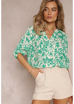 Zielona Koszulowa Bluzka z Trójkątnym Dekoltem na Guziki Minka ze sklepu Renee odzież w kategorii Bluzki damskie - zdjęcie 159180304