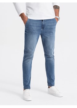 Spodnie męskie jeansowe CARROT FIT - niebieskie V1 OM-PADP-0117 ze sklepu ombre w kategorii Jeansy męskie - zdjęcie 159247483