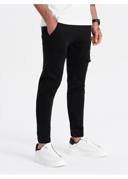 Spodnie męskie JOGGERY z kieszenią cargo - czarne V2 OM-PADJ-0112 ze sklepu ombre w kategorii Spodnie męskie - zdjęcie 159249293