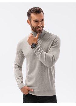 Sweter męski z golfem - jasnoszary V6 E179 ze sklepu ombre w kategorii Swetry męskie - zdjęcie 159250741