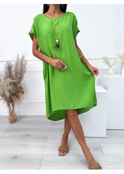 Jasnozielona Sukienka Oversize z Wisiorkiem ze sklepu ModnaKiecka.pl w kategorii Sukienki - zdjęcie 159324530